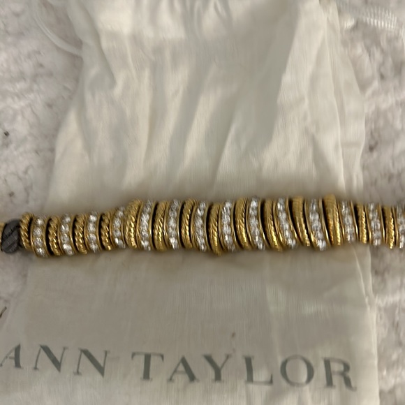 Ann Taylor Women’s Statement Necklace - Picture 5 of 6